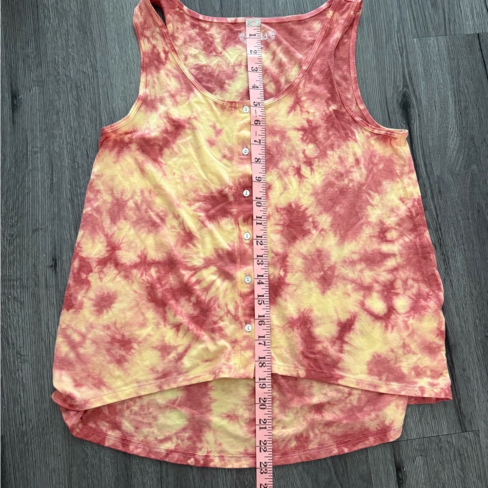 Mudd Women's Tie-Dye Tank Tops - Red/orange and Blue - Picture 4 of 14